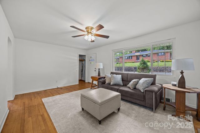 72 Boydston Street, Canton, NC 28716