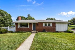 72 Boydston Street, Canton, NC 28716