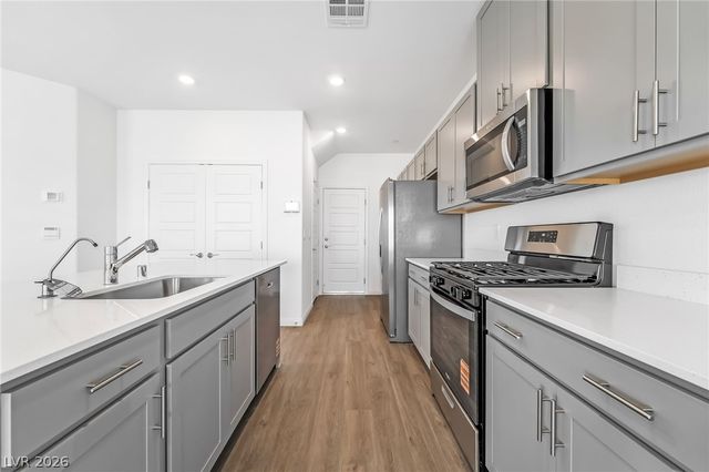 1111 Saffron Toucan Lane, Henderson, NV 89011