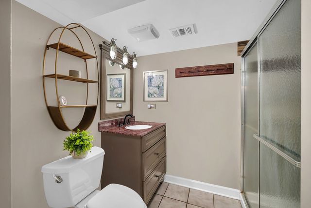 15601 Ridgeland Avenue, Oak Forest, IL 60452