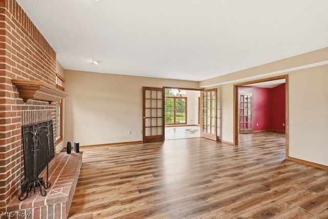 2285 Thoroughbred Drive, Wadsworth, OH 44281