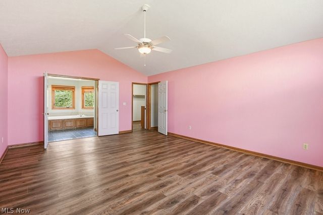 2285 Thoroughbred Drive, Wadsworth, OH 44281