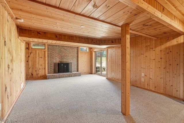 2285 Thoroughbred Drive, Wadsworth, OH 44281