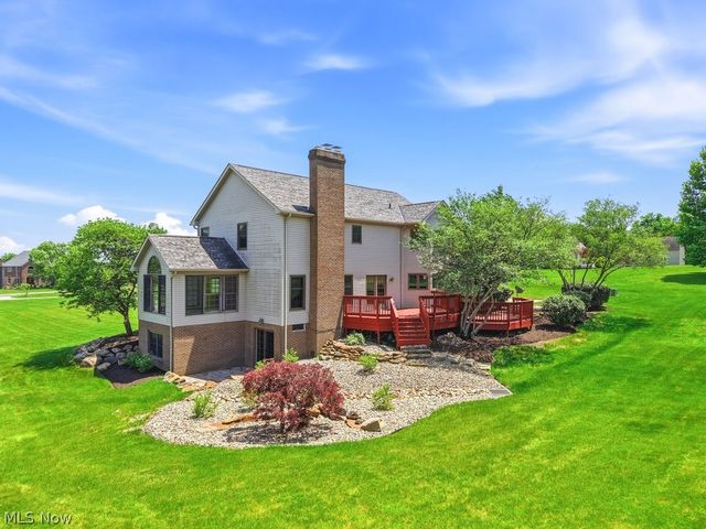 2285 Thoroughbred Drive, Wadsworth, OH 44281