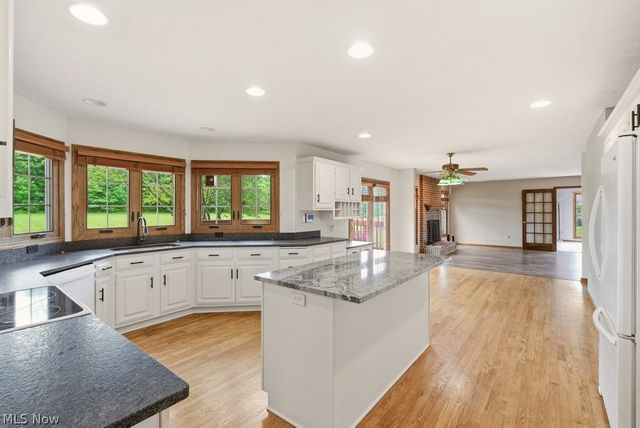 2285 Thoroughbred Drive, Wadsworth, OH 44281
