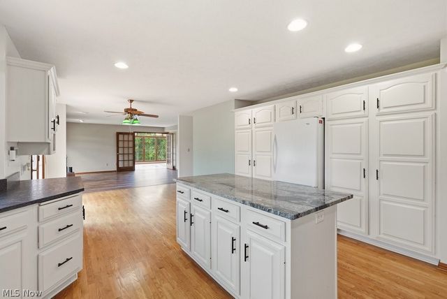 2285 Thoroughbred Drive, Wadsworth, OH 44281