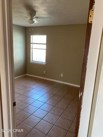 1930 W 24th Street F, Panama City, FL 32405