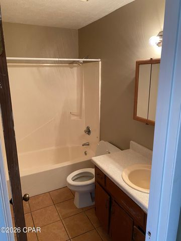 1930 W 24th Street F, Panama City, FL 32405