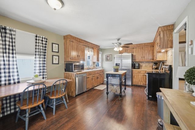 180 Southwick St, Agawam, MA 01030