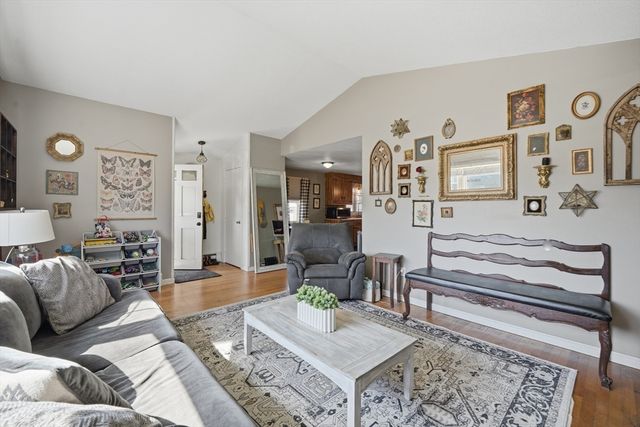 180 Southwick St, Agawam, MA 01030