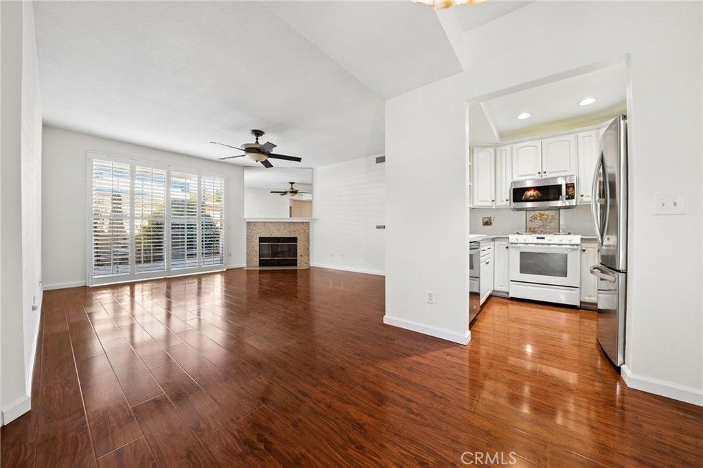 23715 Del Monte Drive 201, Valencia, CA 91355 — photo 4
