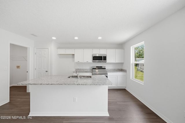 6219 MONCRIEF Road W, Jacksonville, FL 32219