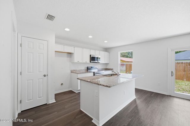 6219 MONCRIEF Road W, Jacksonville, FL 32219