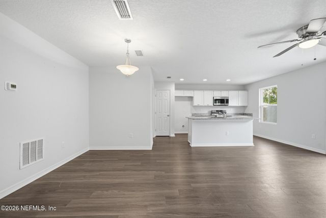 6219 MONCRIEF Road W, Jacksonville, FL 32219
