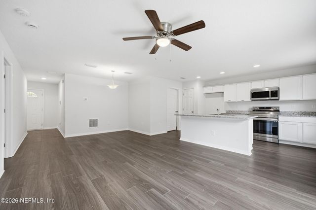 6219 MONCRIEF Road W, Jacksonville, FL 32219
