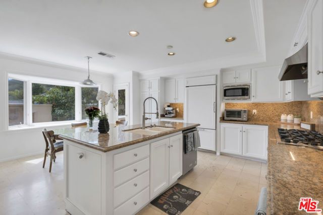 2430 Ranchgrove Drive, Westlake Village, CA 91361
