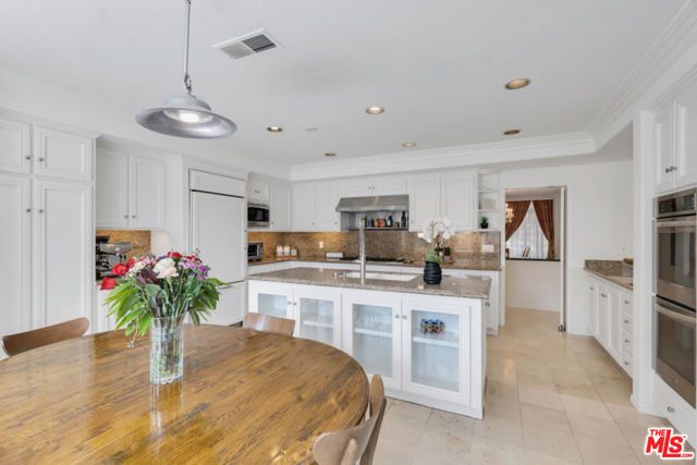 2430 Ranchgrove Drive, Westlake Village, CA 91361