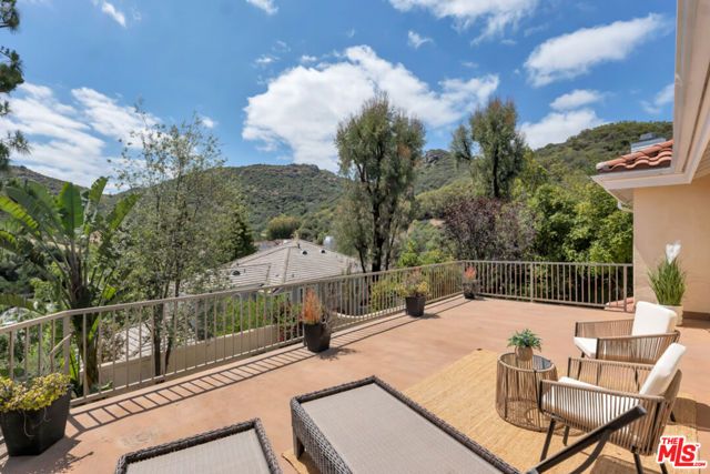 2430 Ranchgrove Drive, Westlake Village, CA 91361