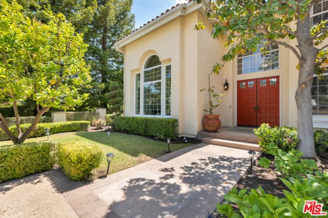 2430 Ranchgrove Drive, Westlake Village, CA 91361