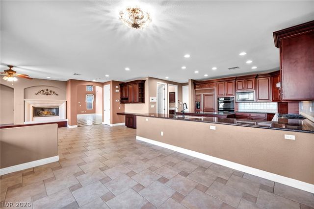 2982 Hammerwood Drive, Las Vegas, NV 89135