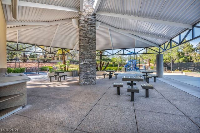 2982 Hammerwood Drive, Las Vegas, NV 89135
