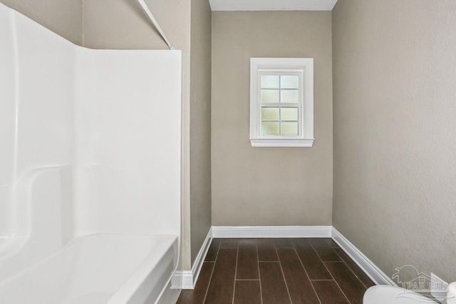 2365 Bison Dr, Pace, FL 32571