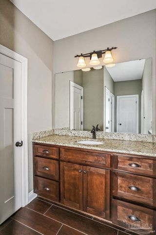 2365 Bison Dr, Pace, FL 32571