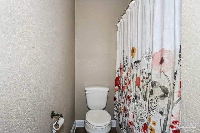 2365 Bison Dr, Pace, FL 32571