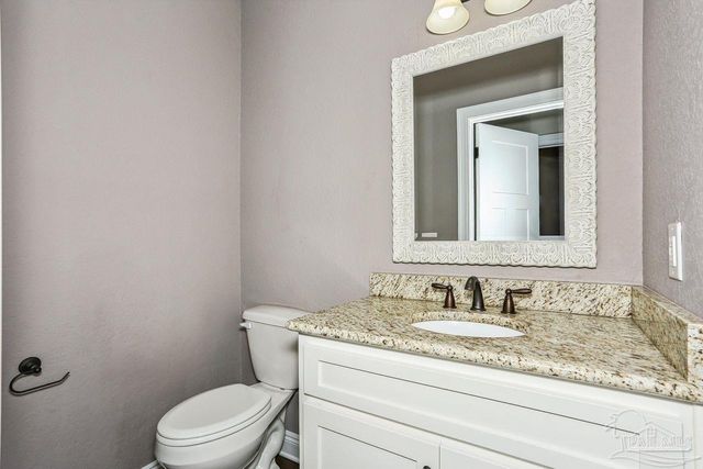 2365 Bison Dr, Pace, FL 32571