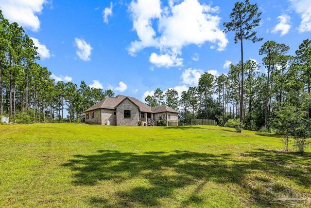 2365 Bison Dr, Pace, FL 32571