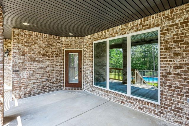 2365 Bison Dr, Pace, FL 32571