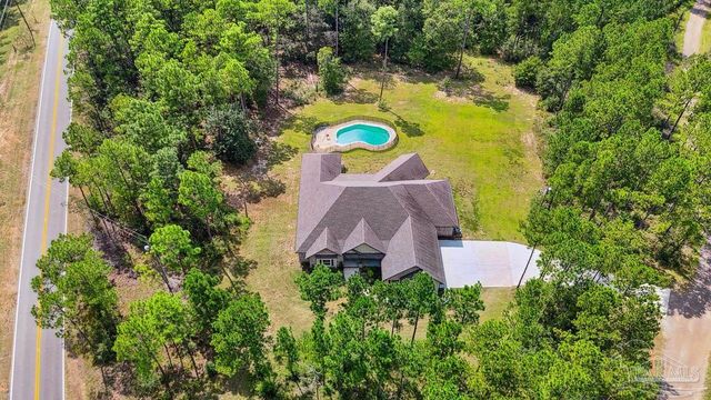 2365 Bison Dr, Pace, FL 32571