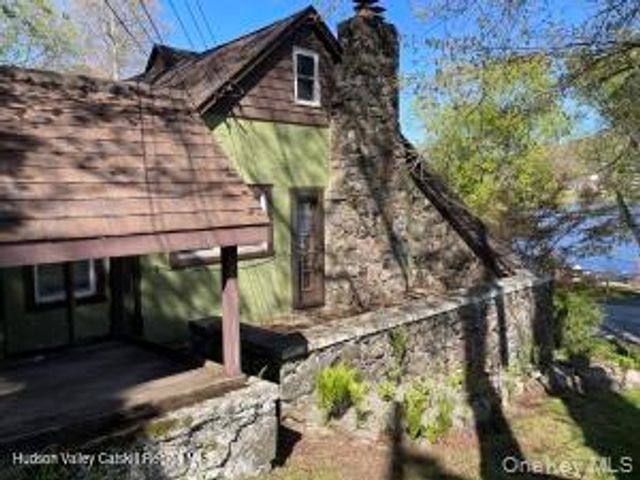 38 Lake Shore Drive, Patterson, NY 12563