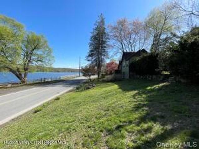38 Lake Shore Drive, Patterson, NY 12563