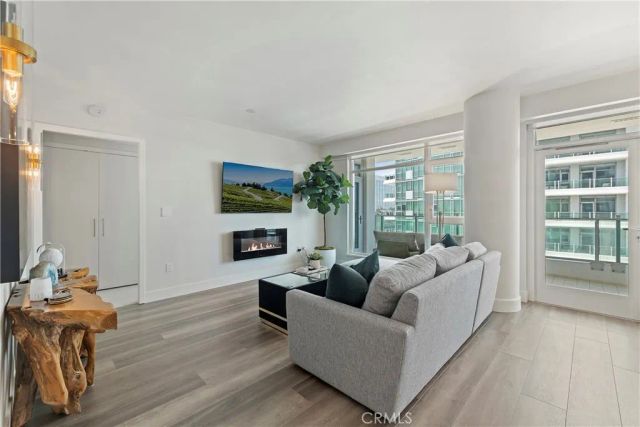 3141 Michelson 907E, Irvine, CA 92612