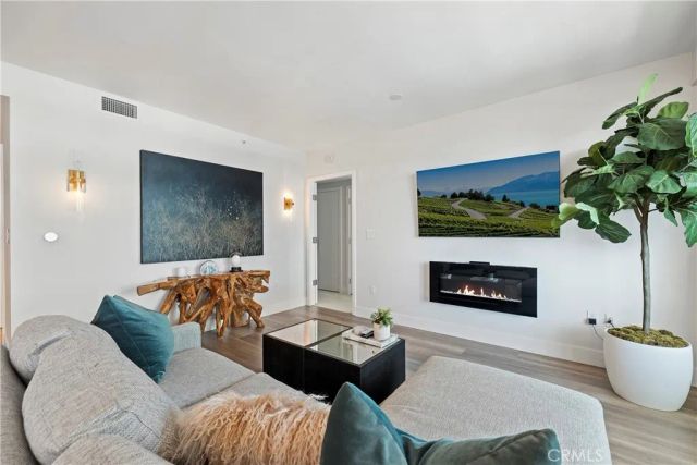 3141 Michelson 907E, Irvine, CA 92612