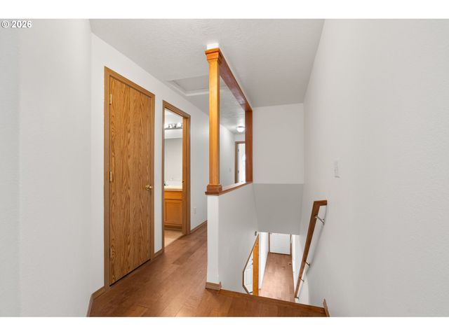 6866 N SEDRO St, Portland, OR 97203