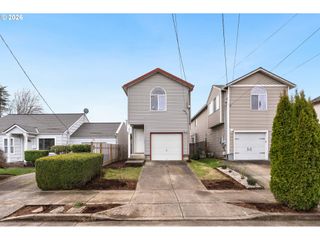 6866 N SEDRO St, Portland, OR 97203