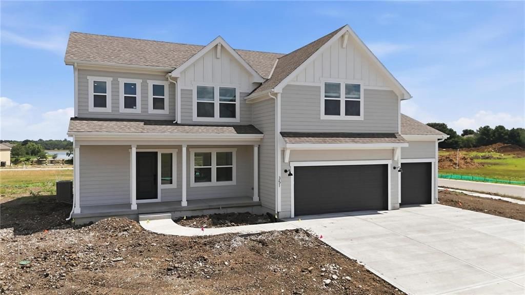 350 SW Amara Drive, Blue Springs, MO 64064