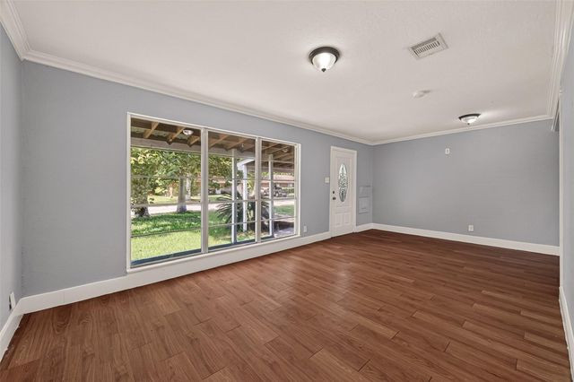 10601 Ambursen Street, Houston, TX 77034