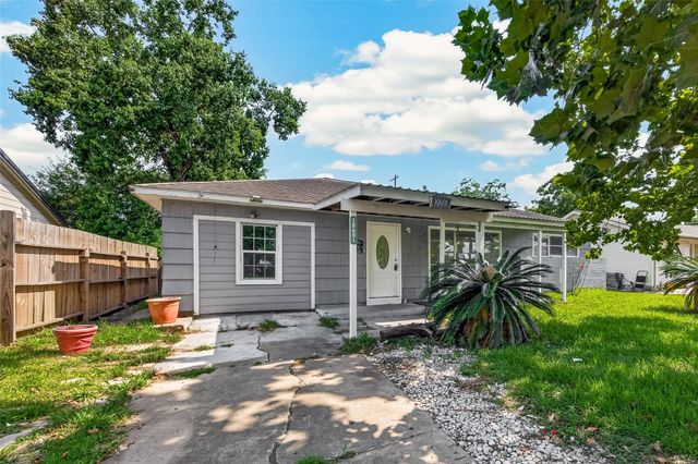 10601 Ambursen Street, Houston, TX 77034
