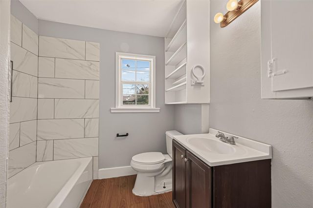 10601 Ambursen Street, Houston, TX 77034