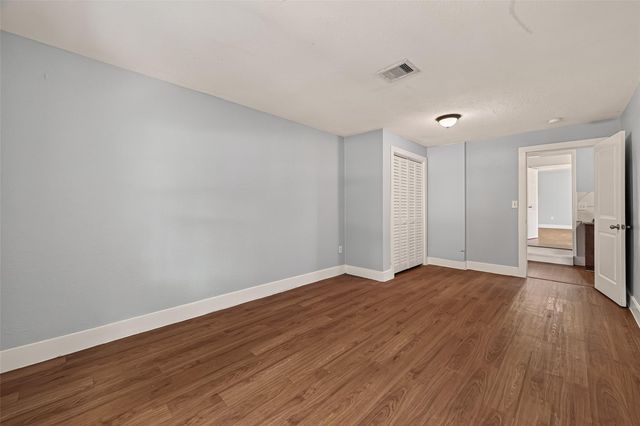 10601 Ambursen Street, Houston, TX 77034