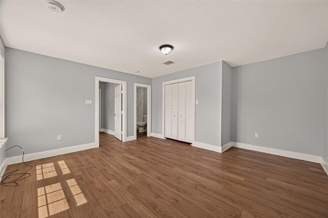 10601 Ambursen Street, Houston, TX 77034