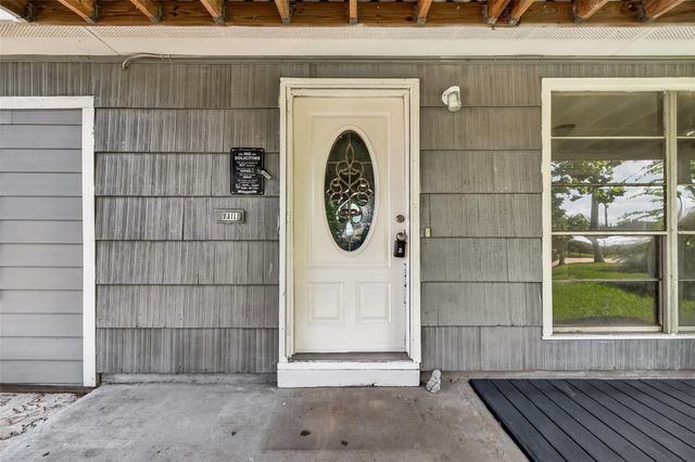 10601 Ambursen Street, Houston, TX 77034