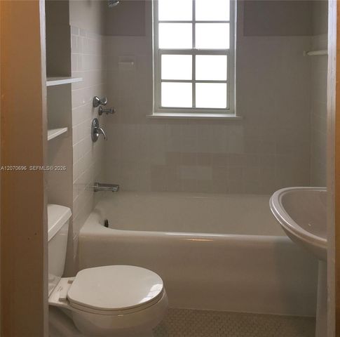 4342 Sheridan Avenue 5, Miami Beach, FL 33140