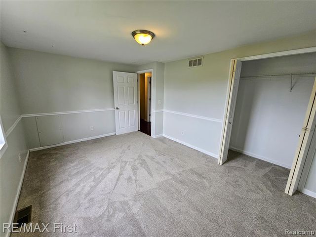 47564 Ryan Road, Shelby Twp, MI 48317