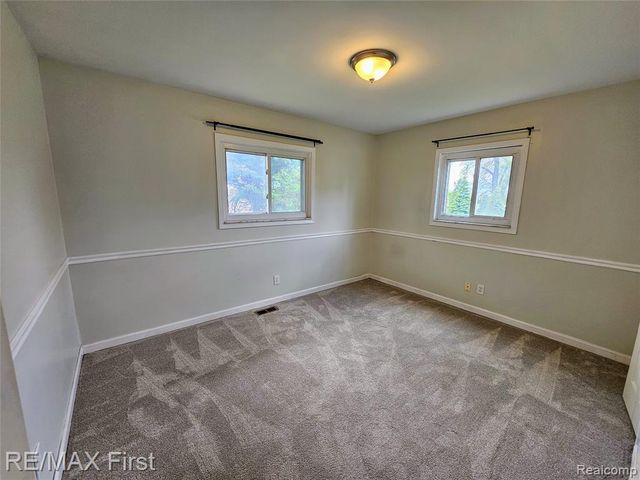 47564 Ryan Road, Shelby Twp, MI 48317