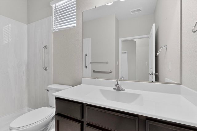 1436 Terrazas Court, Los Lunas, NM 87031