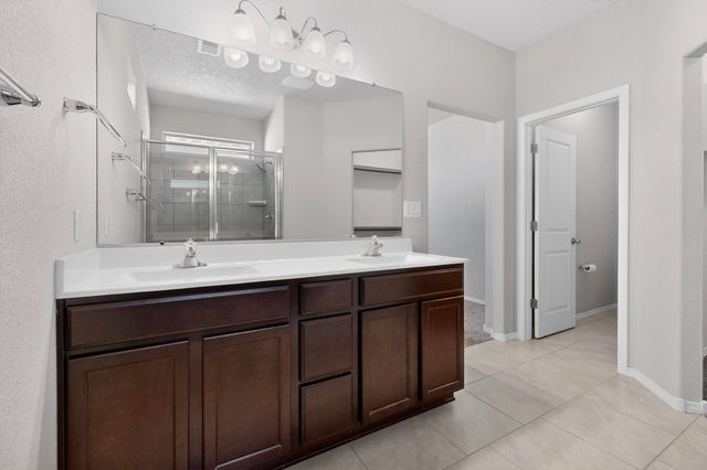 1436 Terrazas Court, Los Lunas, NM 87031